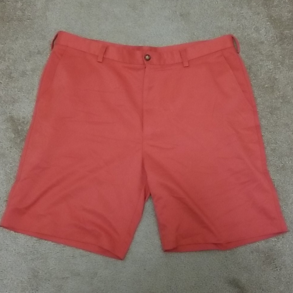 Izod Flat front shorts